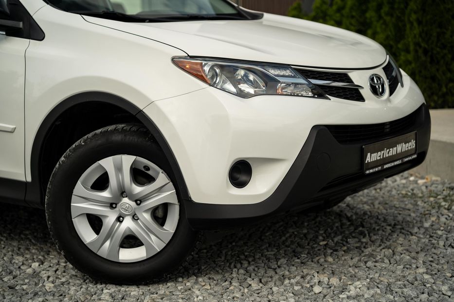 Продам Toyota Rav 4 Le 2015 года в Черновцах