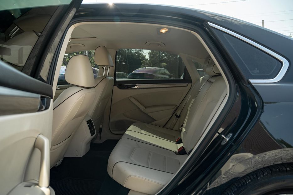 Продам Volkswagen Passat B8 SE 2016 года в Черновцах