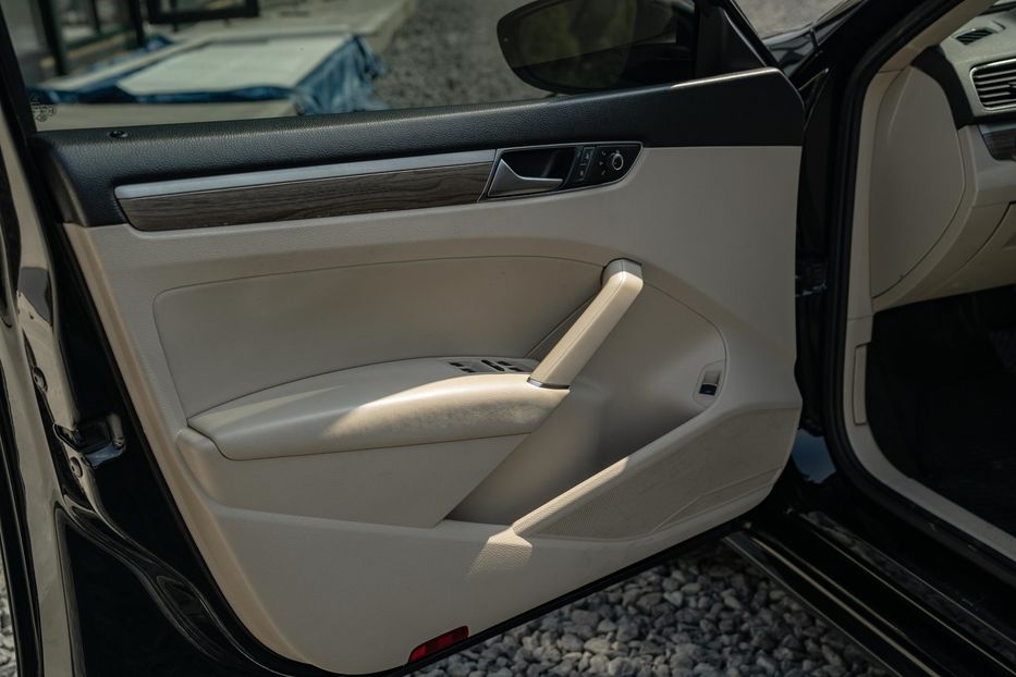 Продам Volkswagen Passat B8 SE 2016 года в Черновцах