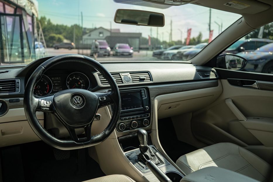 Продам Volkswagen Passat B8 SE 2016 года в Черновцах