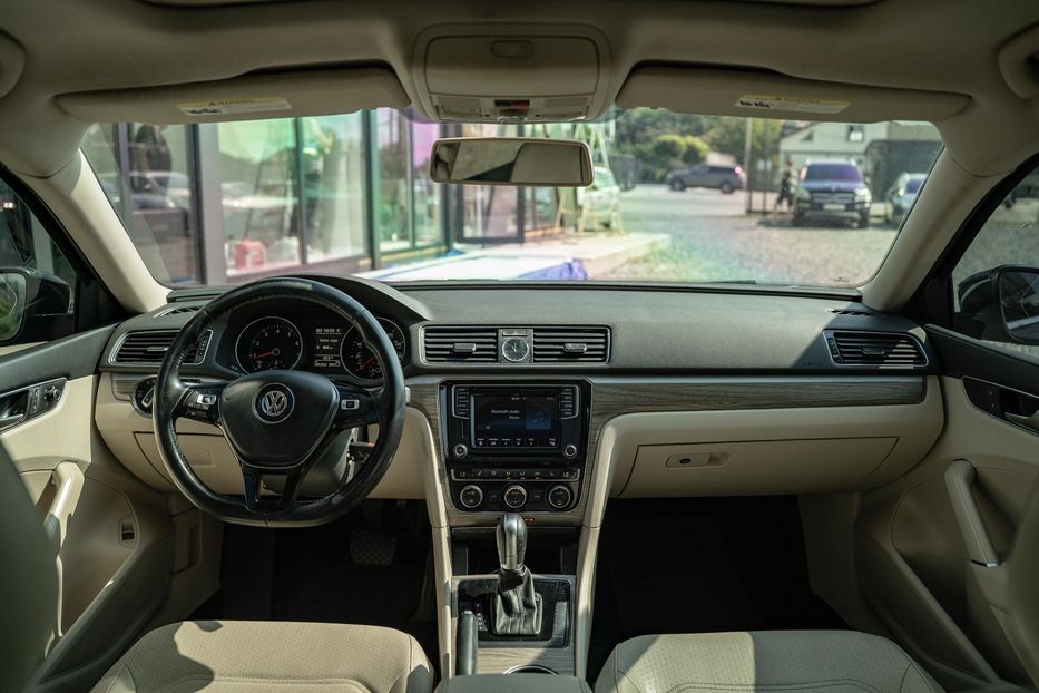 Продам Volkswagen Passat B8 SE 2016 года в Черновцах