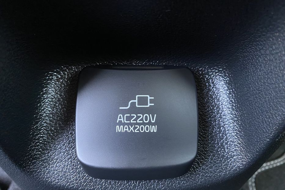 Продам Kia Niro 64 kWh Макс. комплектація Люк. 2020 года в Львове