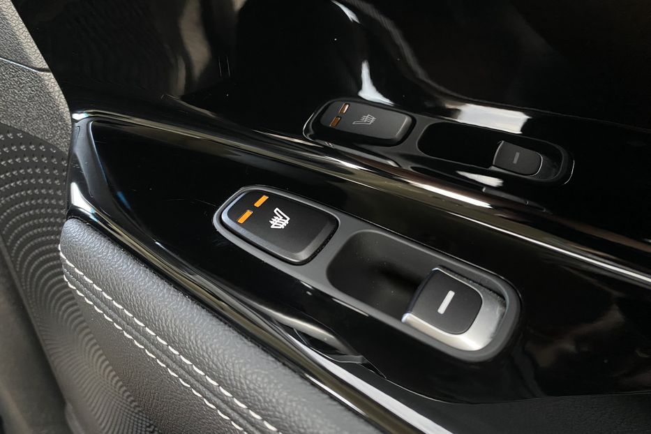 Продам Kia Niro 64 kWh Макс. комплектація Люк. 2020 года в Львове