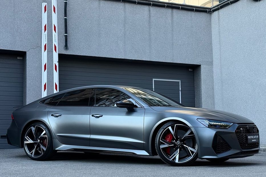 Продам Audi RS7 2021 года в Киеве