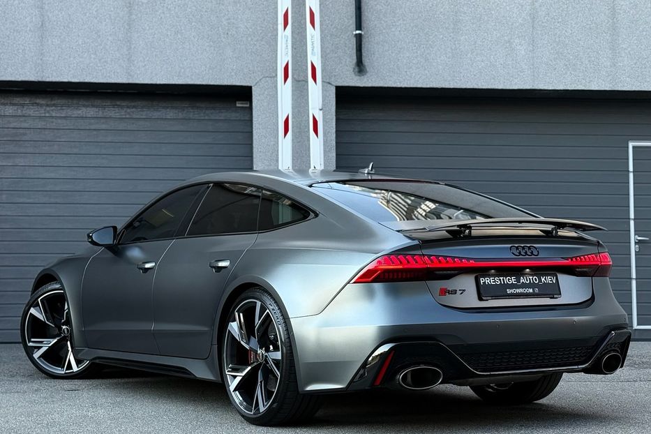 Продам Audi RS7 2021 года в Киеве