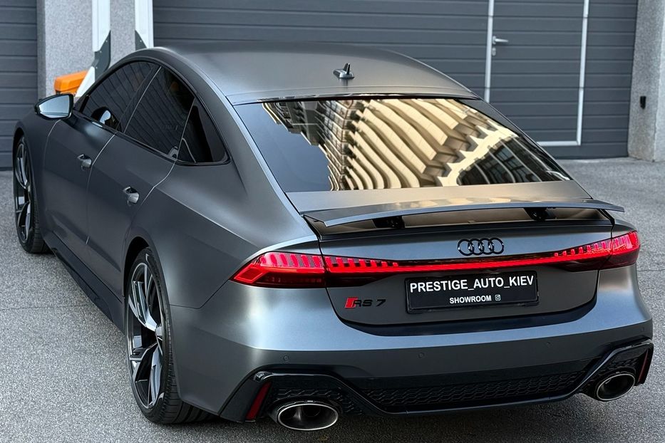 Продам Audi RS7 2021 года в Киеве
