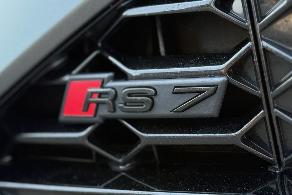 Продам Audi RS7 2021 года в Киеве