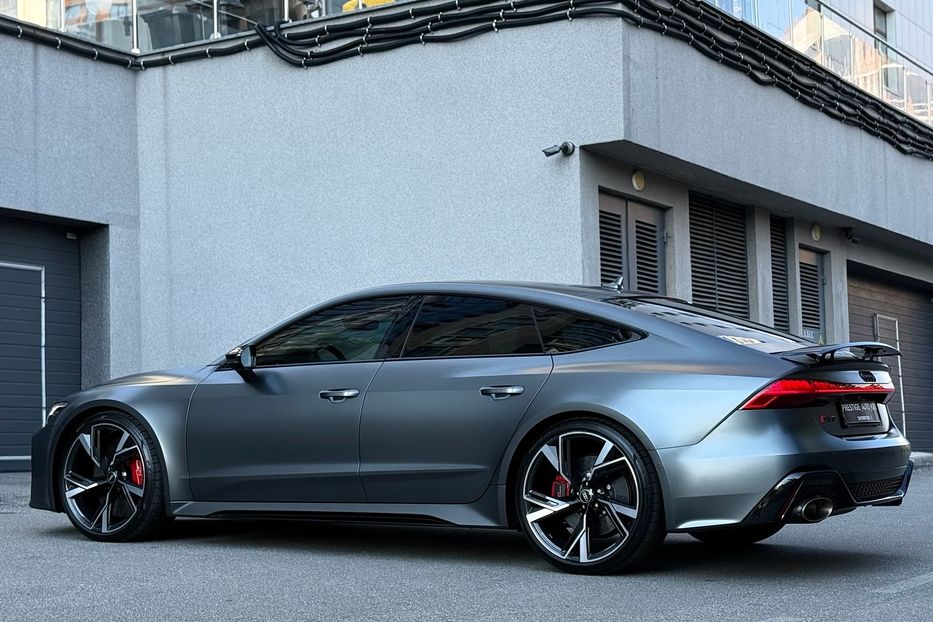 Продам Audi RS7 2021 года в Киеве