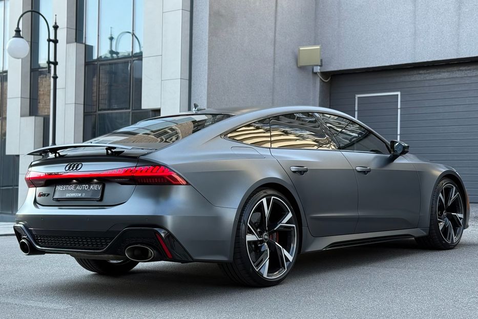 Продам Audi RS7 2021 года в Киеве