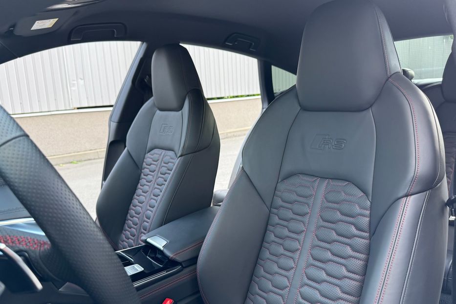 Продам Audi RS7 2021 года в Киеве