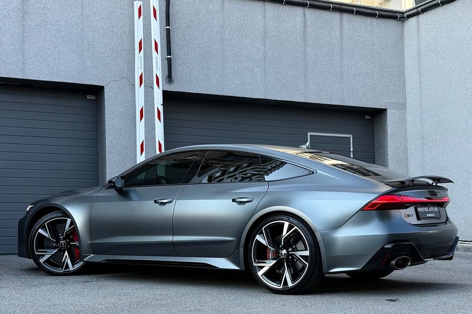 Продам Audi RS7 2021 года в Киеве