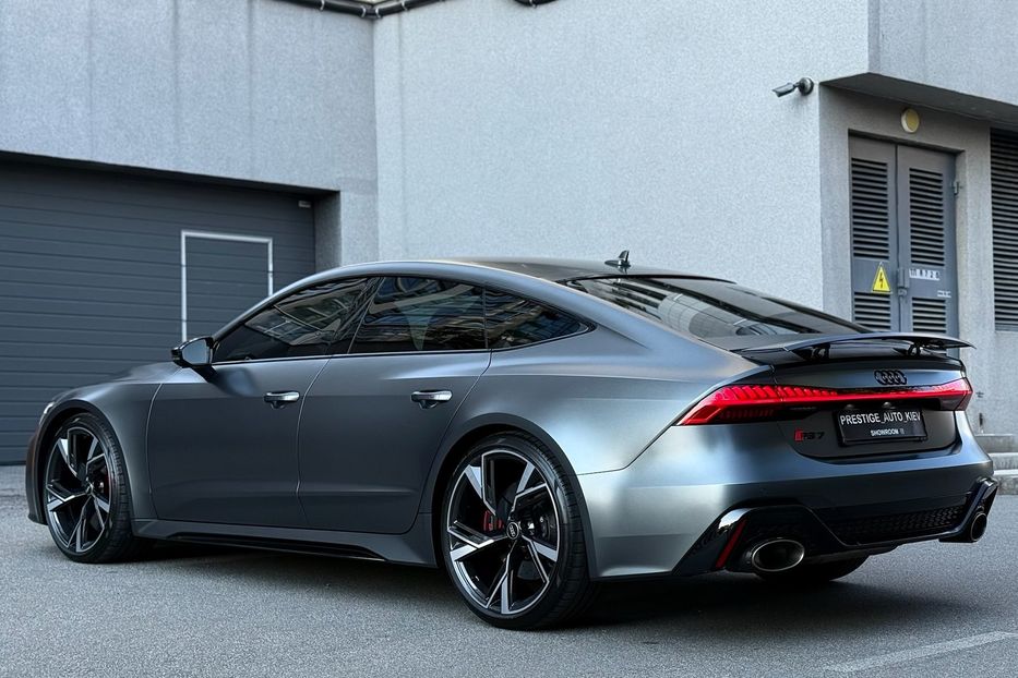 Продам Audi RS7 2021 года в Киеве