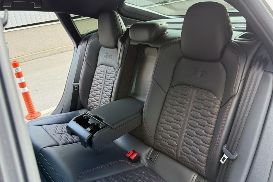 Продам Audi RS7 2021 года в Киеве