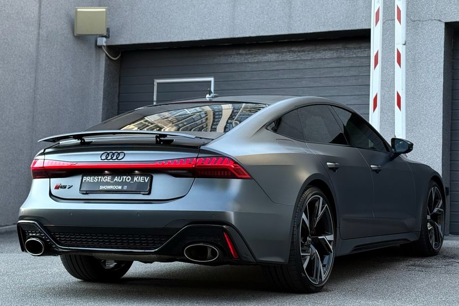 Продам Audi RS7 2021 года в Киеве