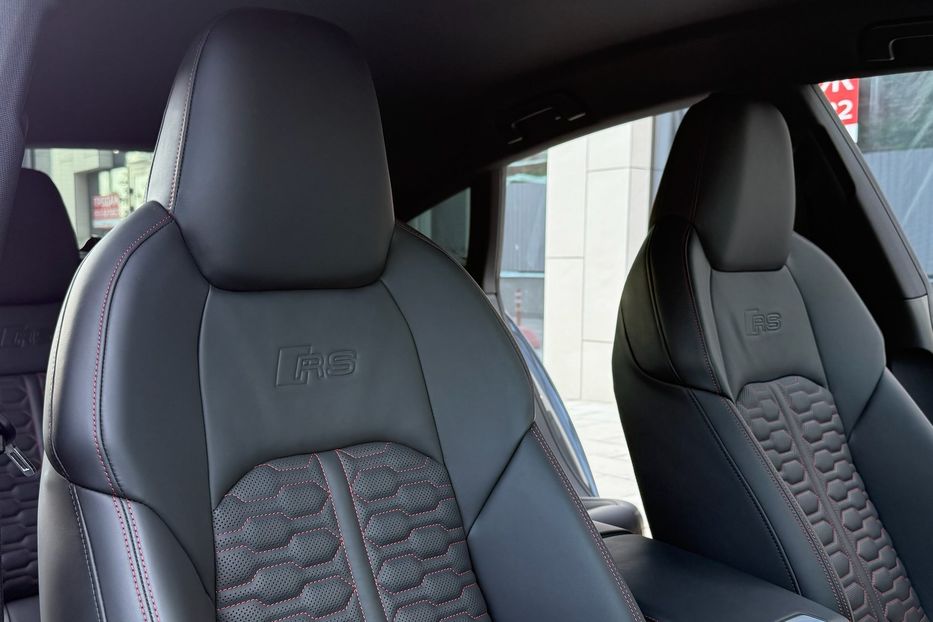 Продам Audi RS7 2021 года в Киеве