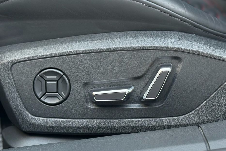 Продам Audi RS7 2021 года в Киеве