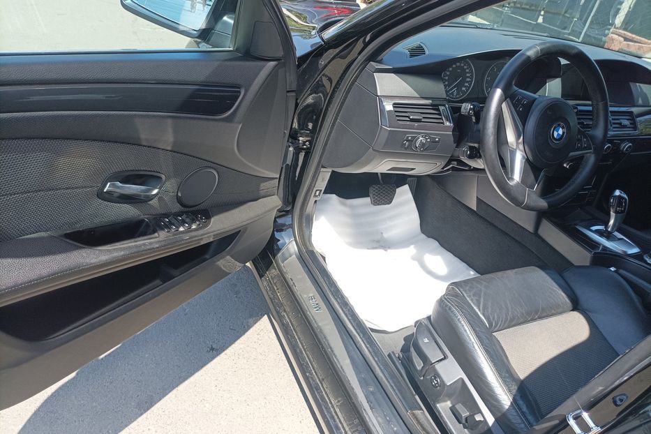Продам BMW 520 европа 2008 года в Одессе