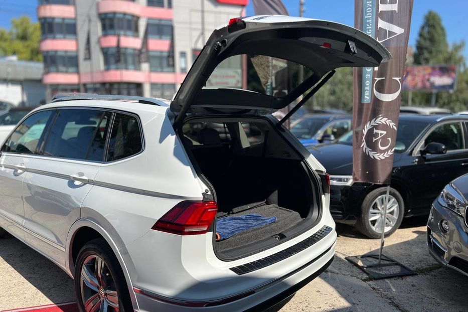 Продам Volkswagen Tiguan 2018 года в Черновцах