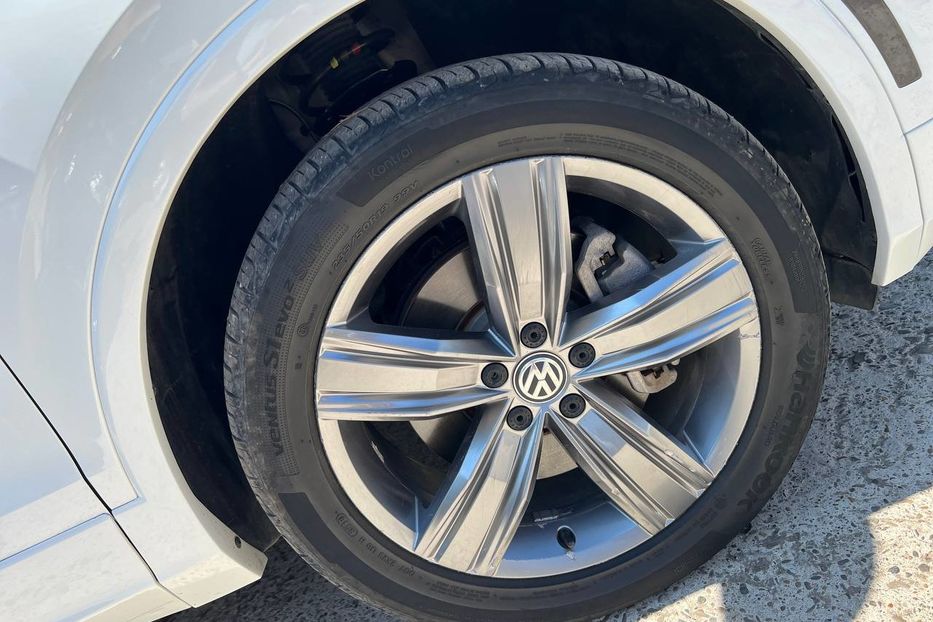 Продам Volkswagen Tiguan 2018 года в Черновцах