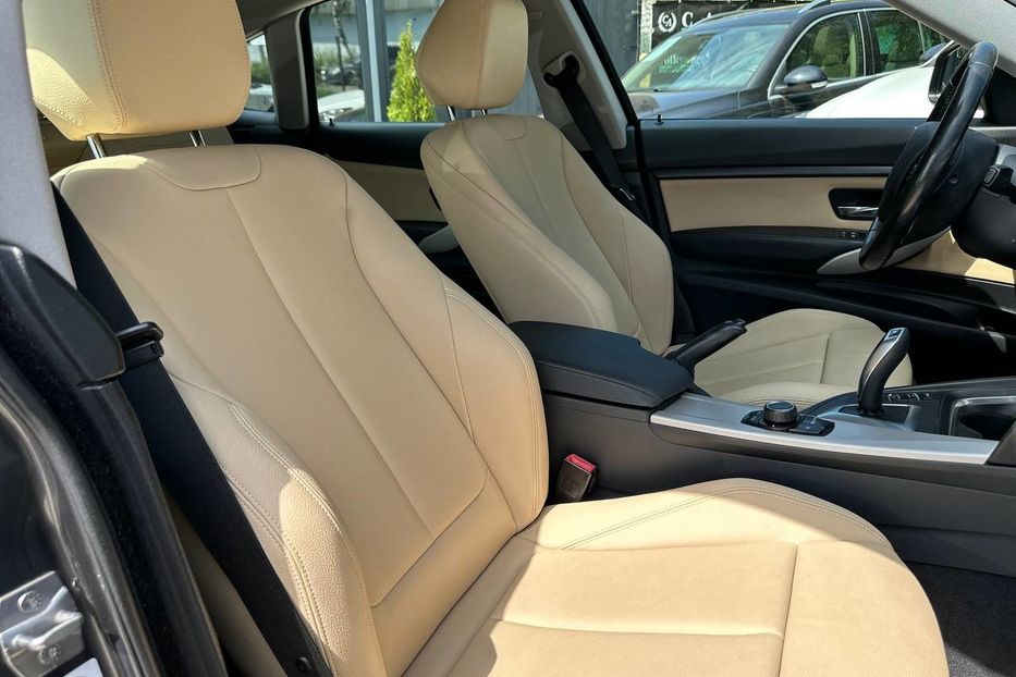 Продам BMW 318 2014 года в Черновцах
