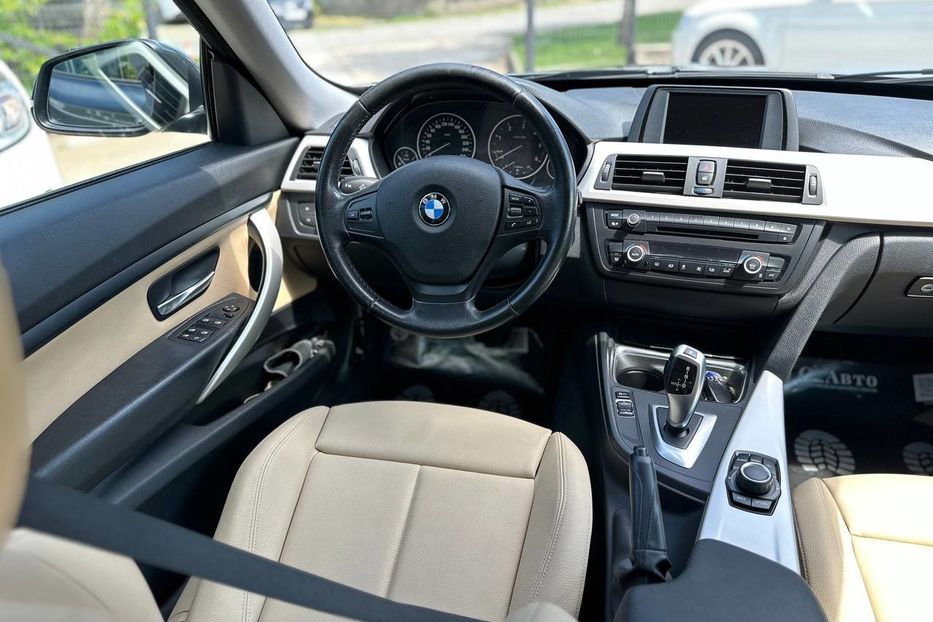 Продам BMW 318 2014 года в Черновцах