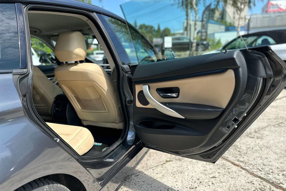 Продам BMW 318 2014 года в Черновцах