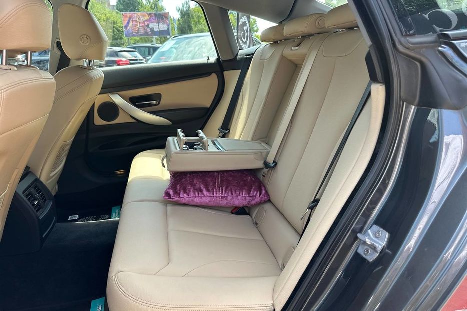 Продам BMW 318 2014 года в Черновцах
