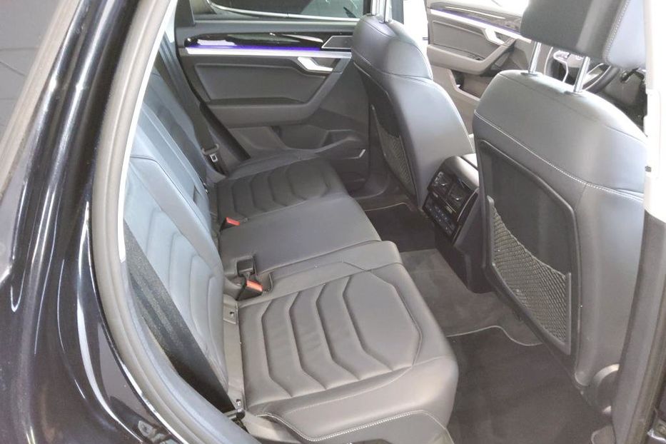 Продам Volkswagen Touareg 210КВТ  Eleganсе авто в дорозі 2021 года в Львове