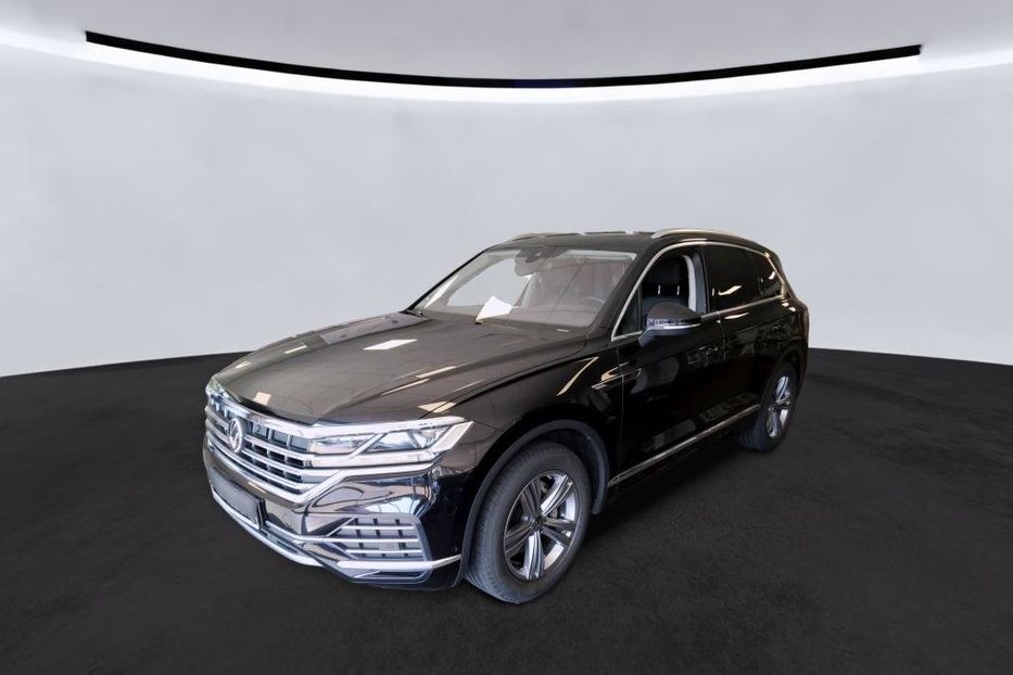 Продам Volkswagen Touareg 210КВТ  Eleganсе авто в дорозі 2021 года в Львове
