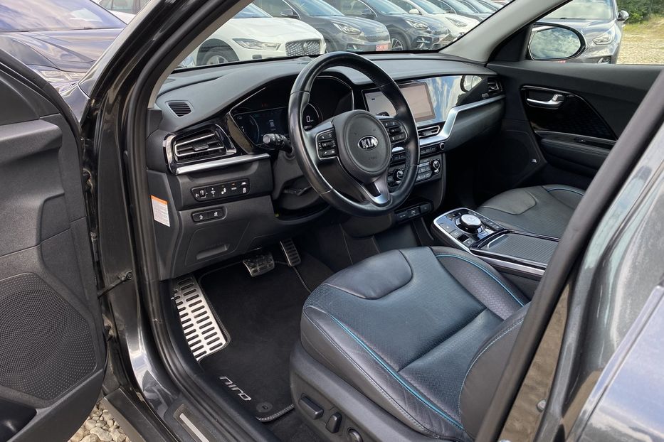 Продам Kia Niro ПідгрівсидінькермаСліпізониJBL 2022 года в Львове