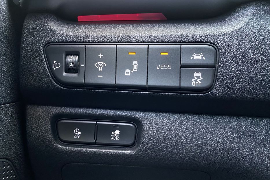 Продам Kia Niro ПідгрівсидінькермаСліпізониJBL 2022 года в Львове