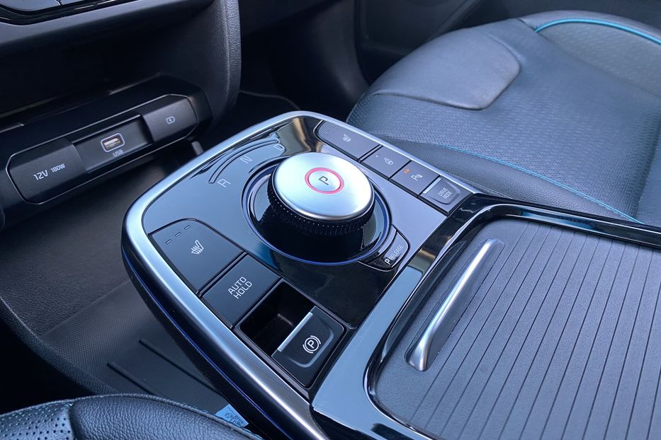 Продам Kia Niro ПідгрівсидінькермаСліпізониJBL 2022 года в Львове