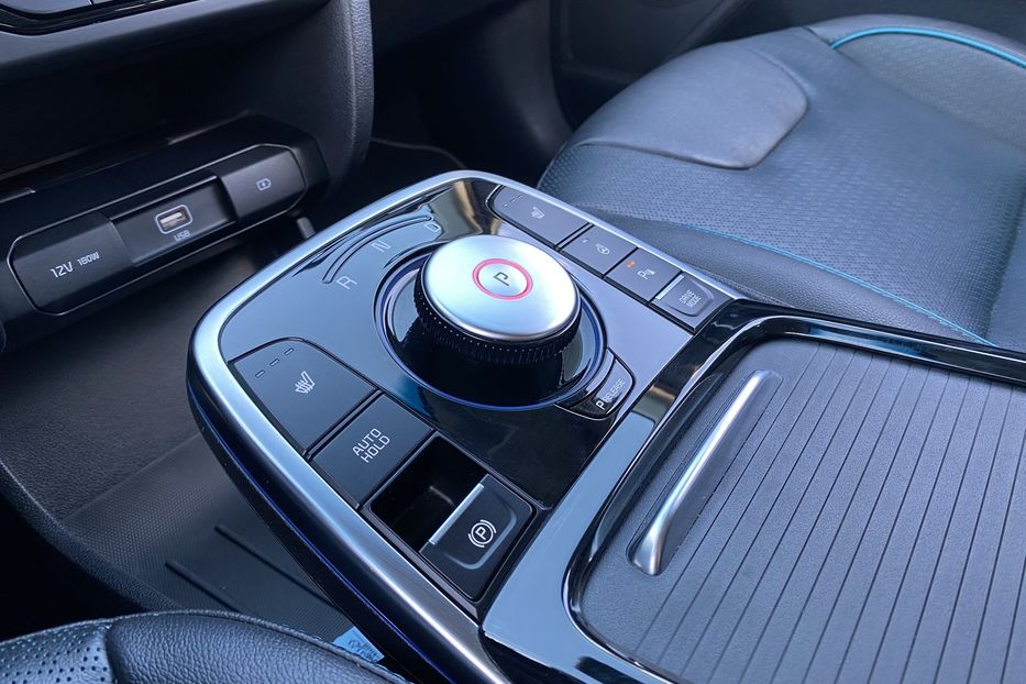 Продам Kia Niro ПідгрівсидінькермаСліпізониJBL 2022 года в Львове