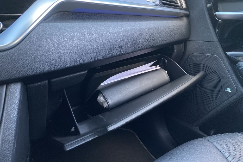 Продам Kia Niro ПідгрівсидінькермаСліпізониJBL 2022 года в Львове