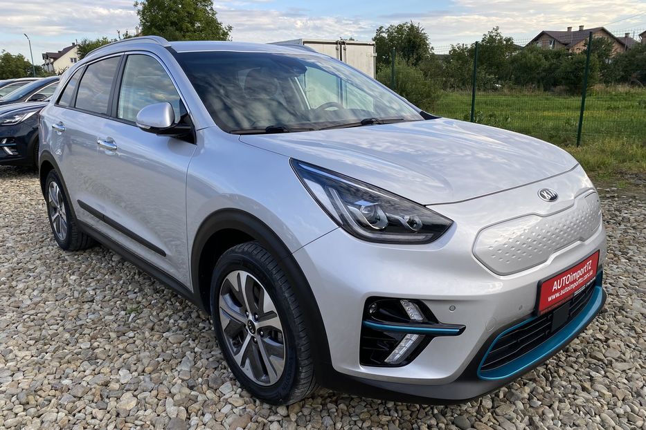Продам Kia Niro 64 кВт Макс. комплектація 2020 года в Львове