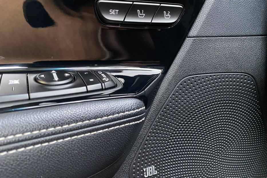 Продам Kia Niro 64 кВт Макс. комплектація 2020 года в Львове