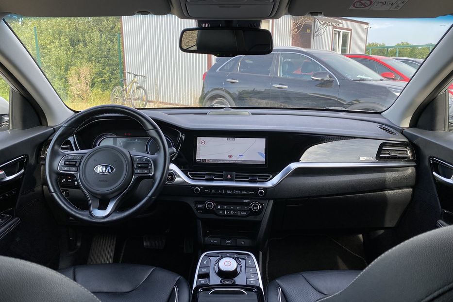 Продам Kia Niro 64 кВт Макс. комплектація 2020 года в Львове