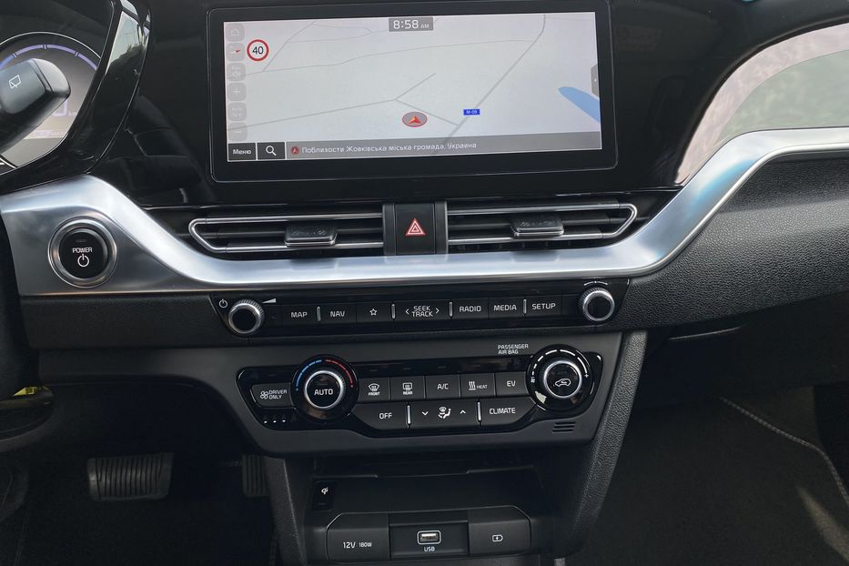 Продам Kia Niro 64 кВт Макс. комплектація 2020 года в Львове
