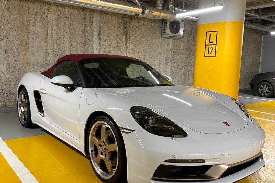 Продам Porsche Boxster 2021 года в Киеве