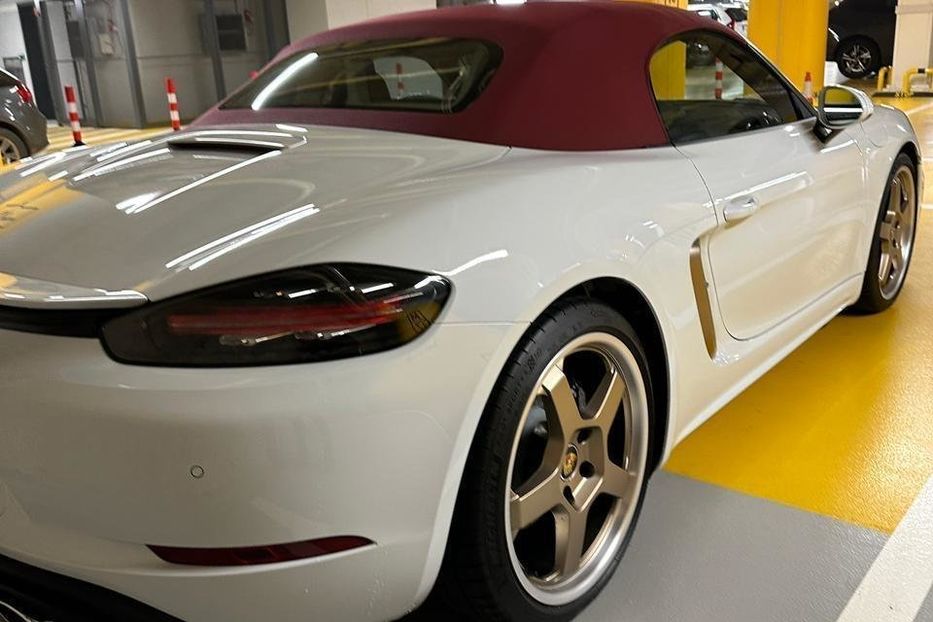 Продам Porsche Boxster 2021 года в Киеве