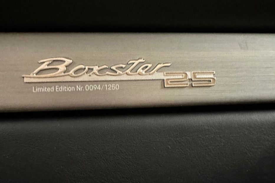 Продам Porsche Boxster 2021 года в Киеве