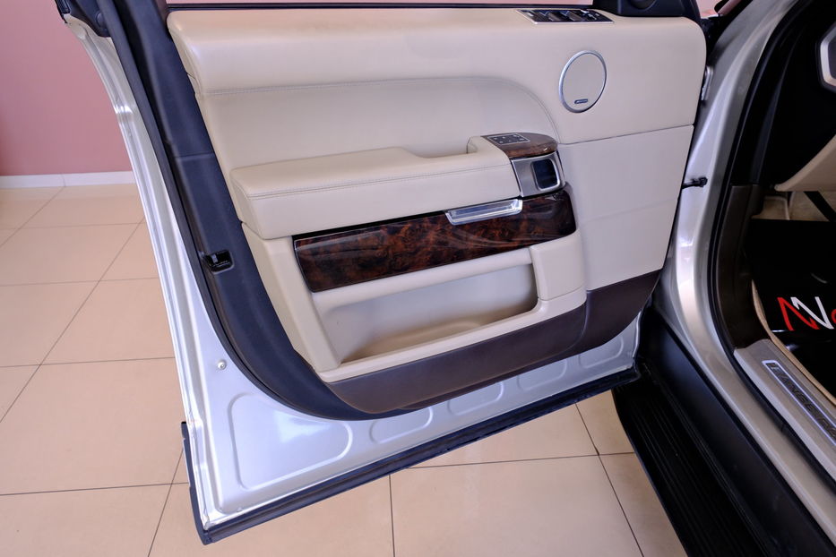 Продам Land Rover Range Rover Vogue SE 2014 года в Одессе