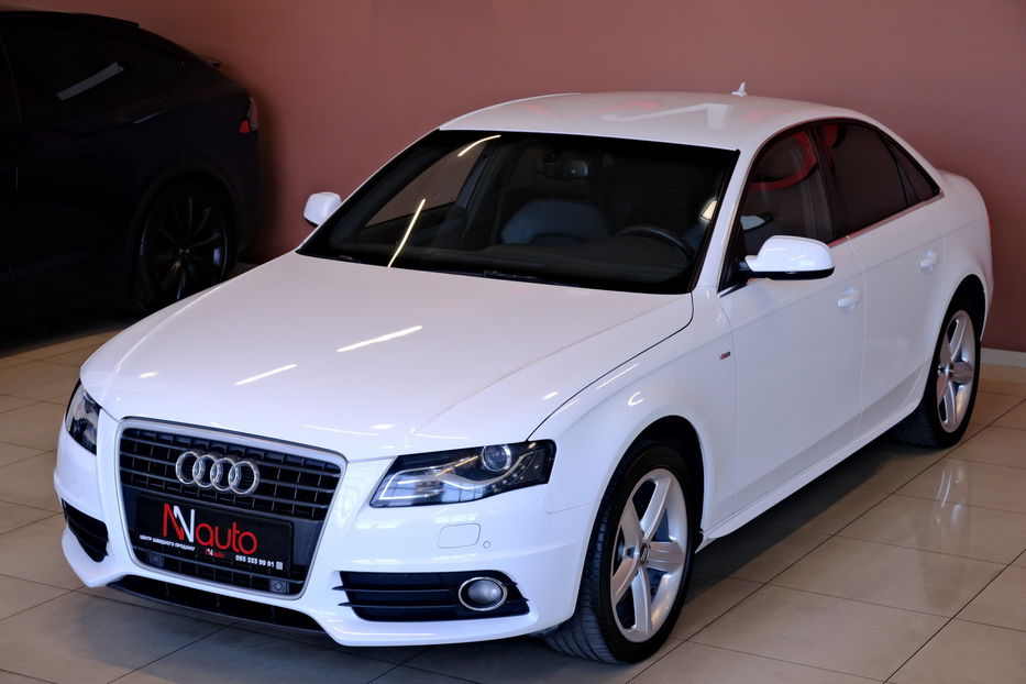 Продам Audi A4 2012 года в Одессе