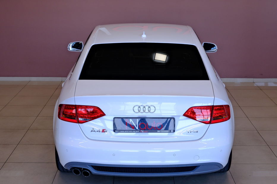 Продам Audi A4 2012 года в Одессе