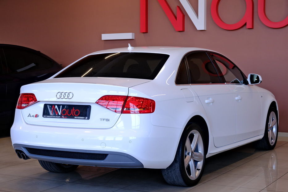 Продам Audi A4 2012 года в Одессе
