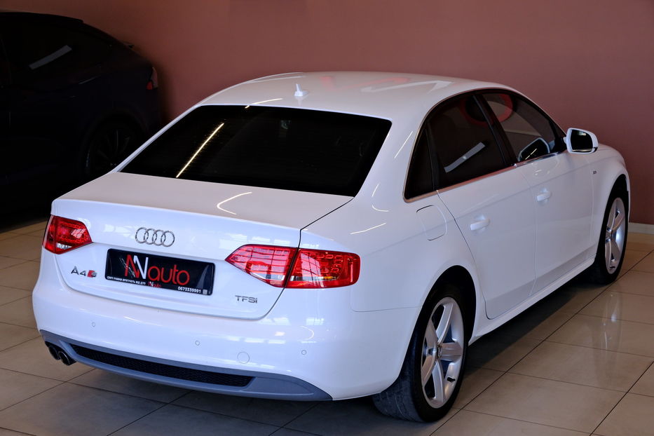 Продам Audi A4 2012 года в Одессе
