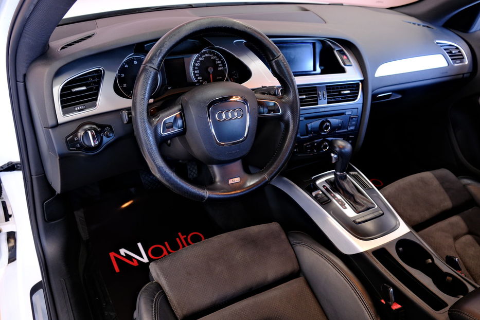 Продам Audi A4 2012 года в Одессе