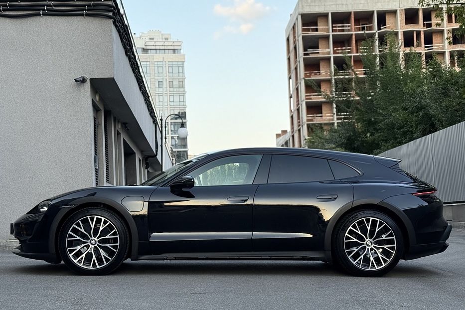 Продам Porsche Taycan CROSS TURISMO 4 2023 года в Киеве
