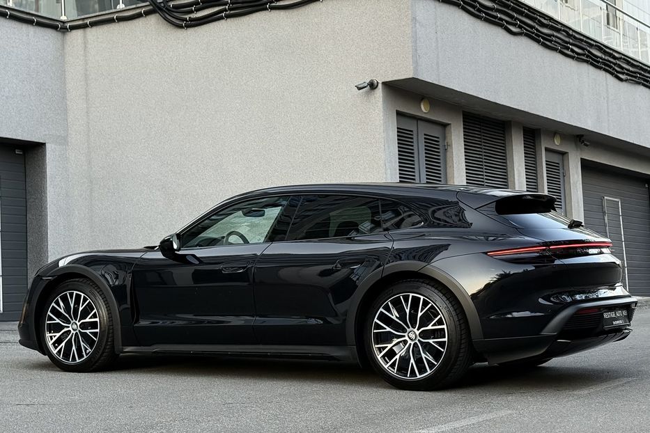 Продам Porsche Taycan CROSS TURISMO 4 2023 года в Киеве