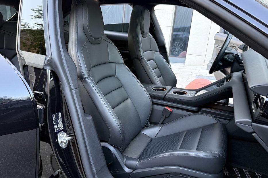 Продам Porsche Taycan CROSS TURISMO 4 2023 года в Киеве